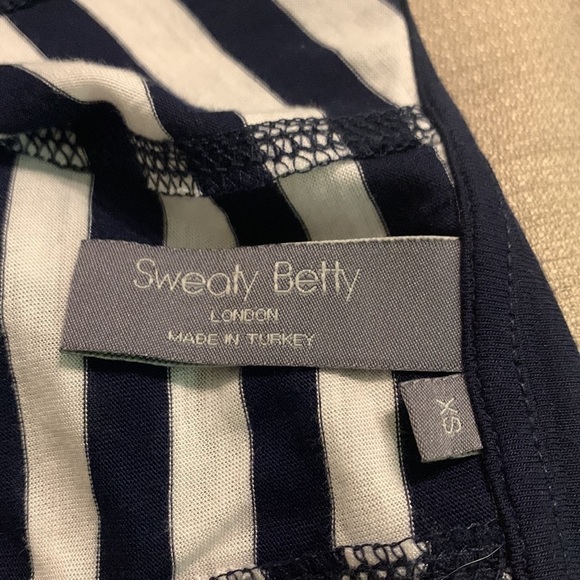Sweaty Betty Easy Peazy Striped Tank - Picture 8 of 10